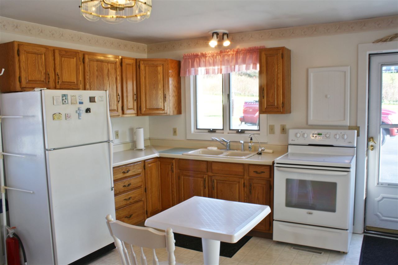 32 Old River Road Dayton, ME 04005 - Photo 8 of 28