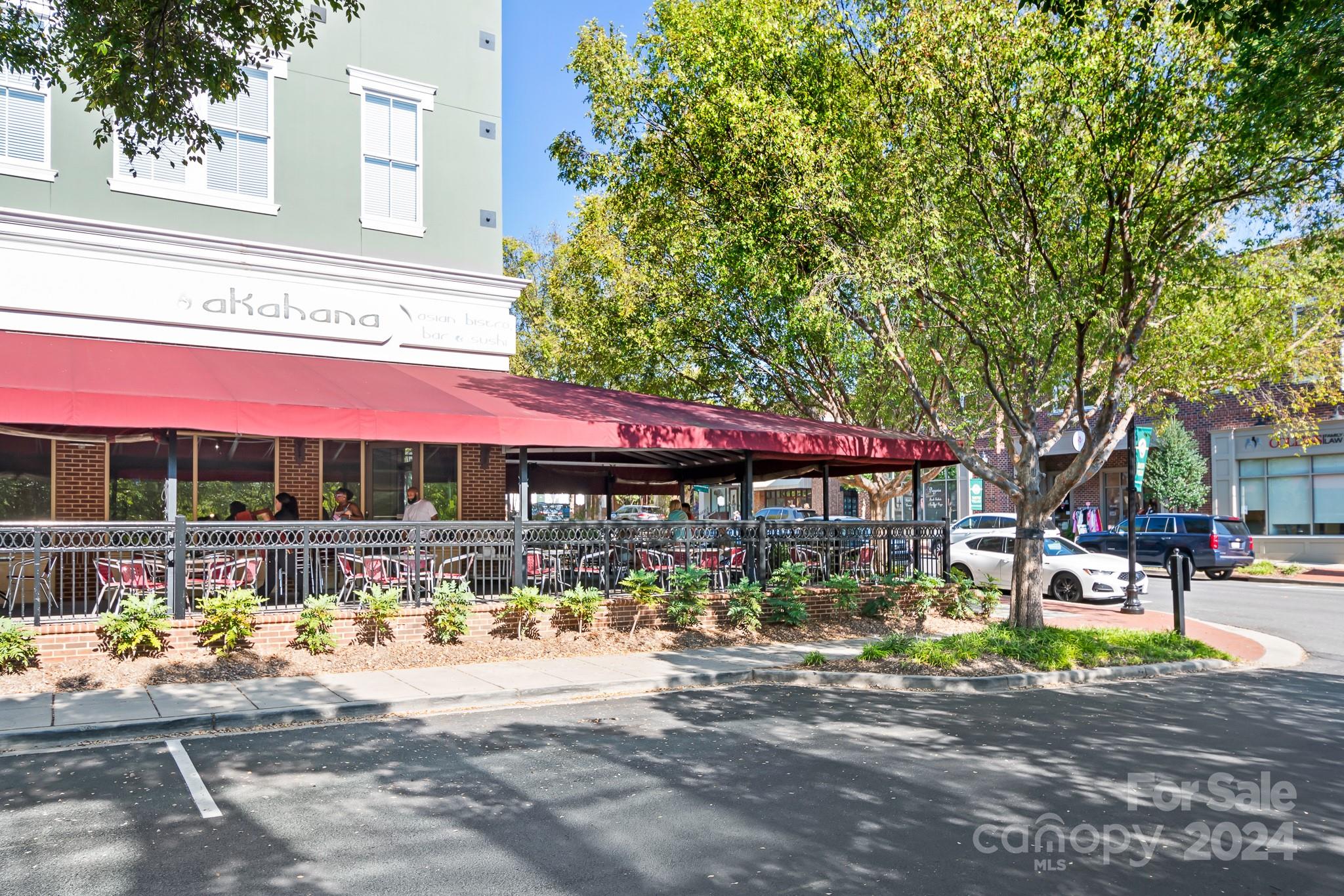 2607 Nations Commons Street Fort Mill, SC 29708 - Photo 28 of 40 a view of a building with sitting area