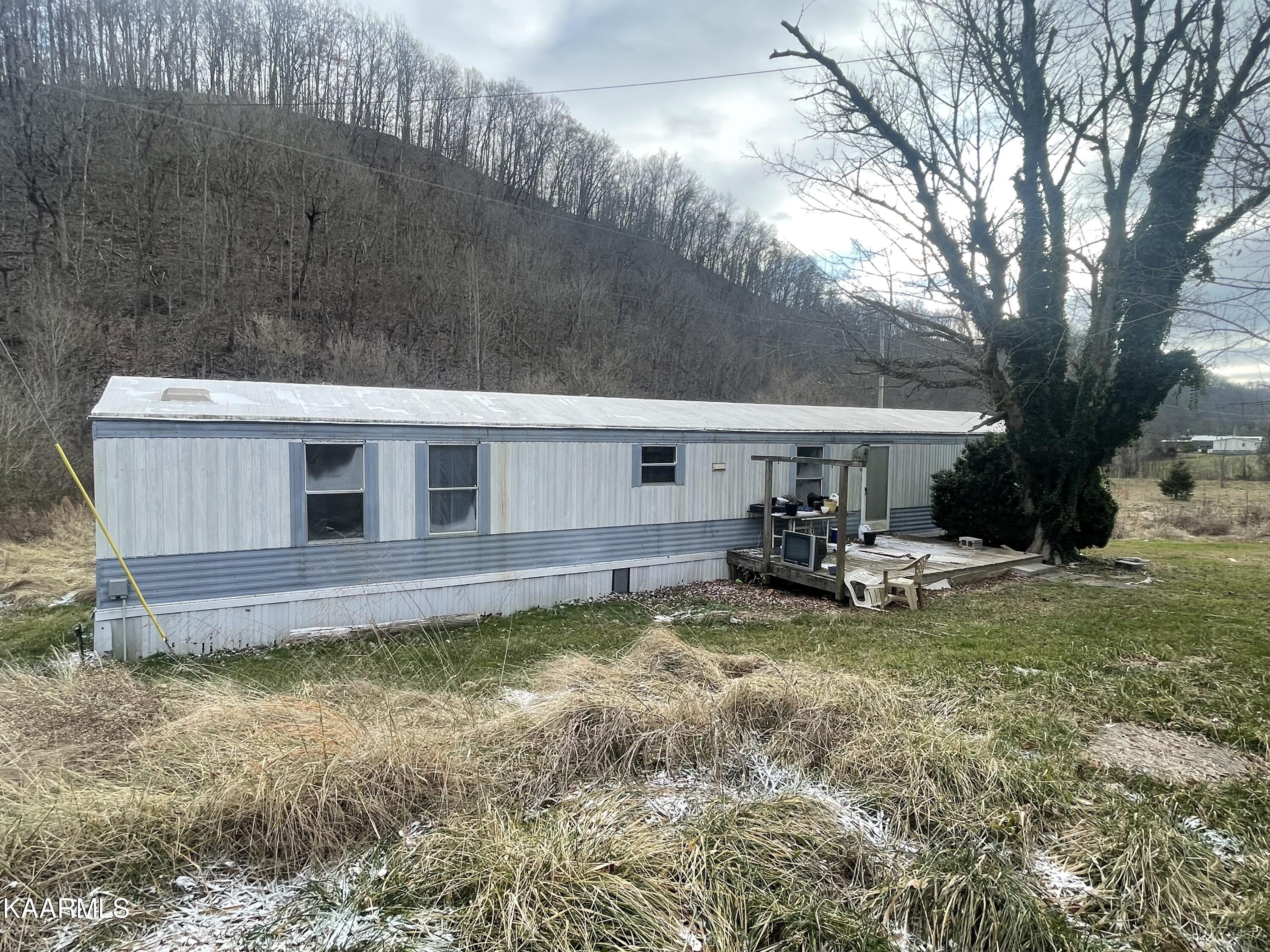 1150 Upper Caney Valley Road Tazewell, TN 37879 - Photo 1 of 10 IMG_2748