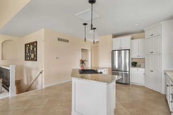 $469,900 | 5310 Baraboo Court, Davenport, IA 52804
