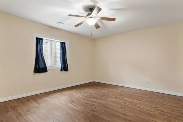 $469,900 | 5310 Baraboo Court, Davenport, IA 52804