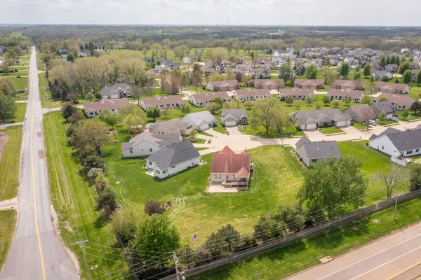 $469,900 | 5310 Baraboo Court, Davenport, IA 52804