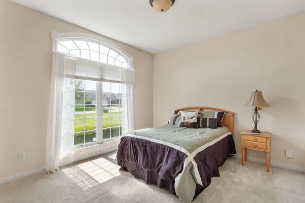 $469,900 | 5310 Baraboo Court, Davenport, IA 52804