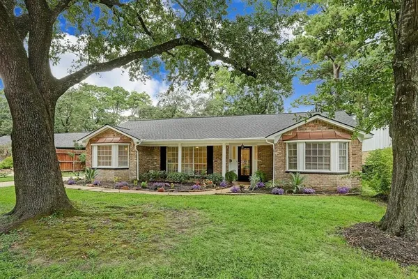 $2,000 | 10142 Eddystone Drive, Houston, TX 77043