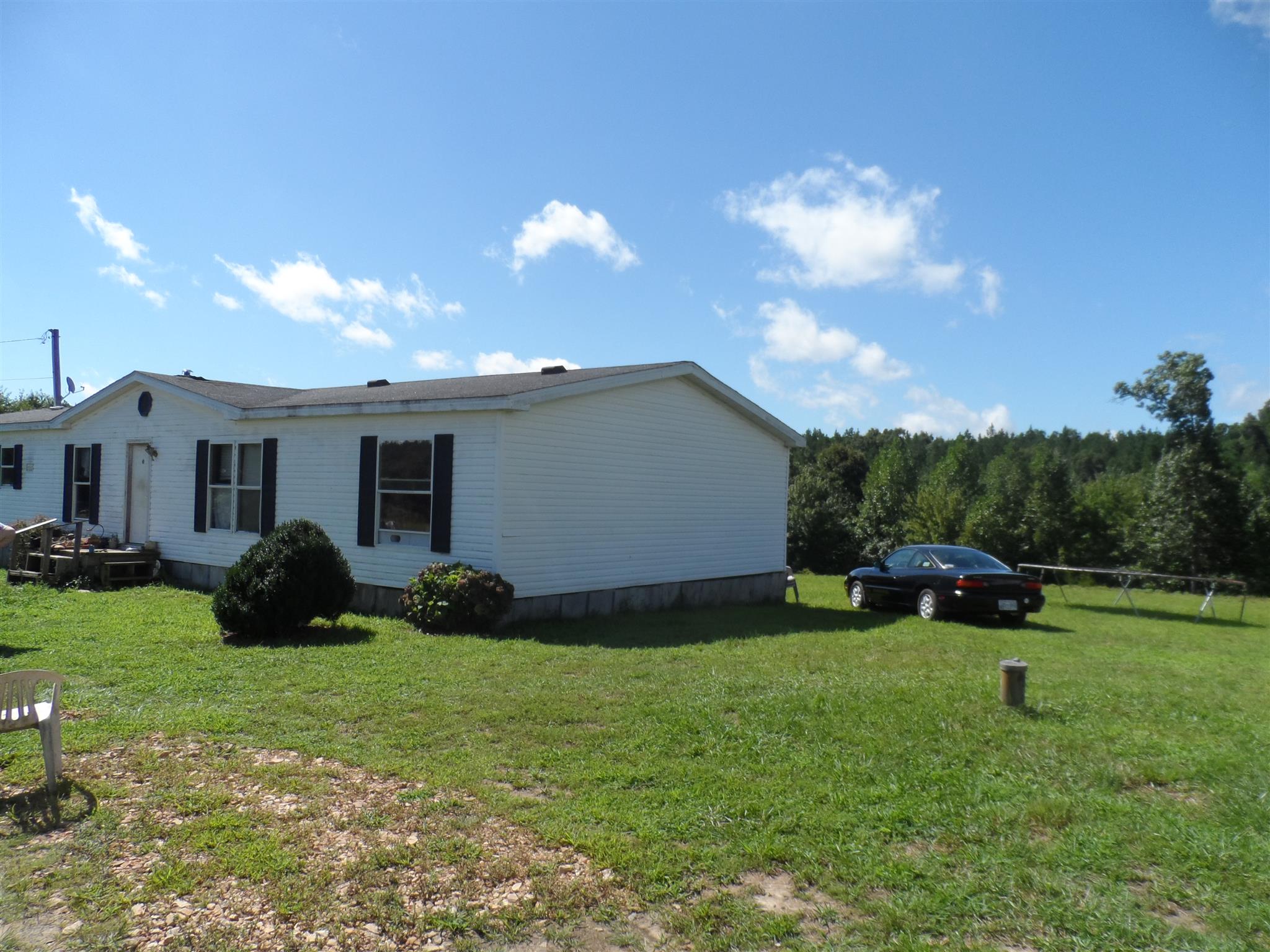 876 B J Road Centerville, TN 37033 - Photo 10 of 12 Gallery Image 10