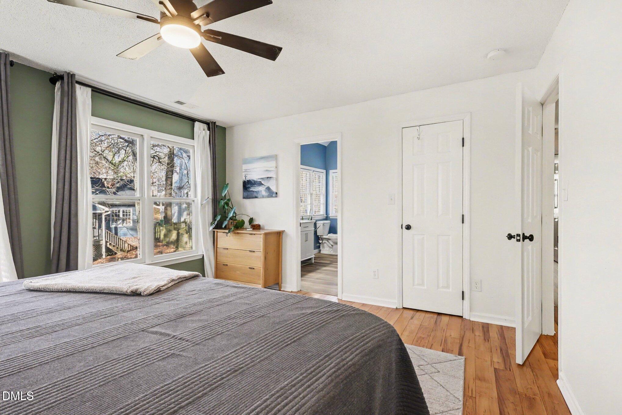 1701 Point O Woods Court Raleigh, NC 27604 - Photo 16 of 45 029_file_6825