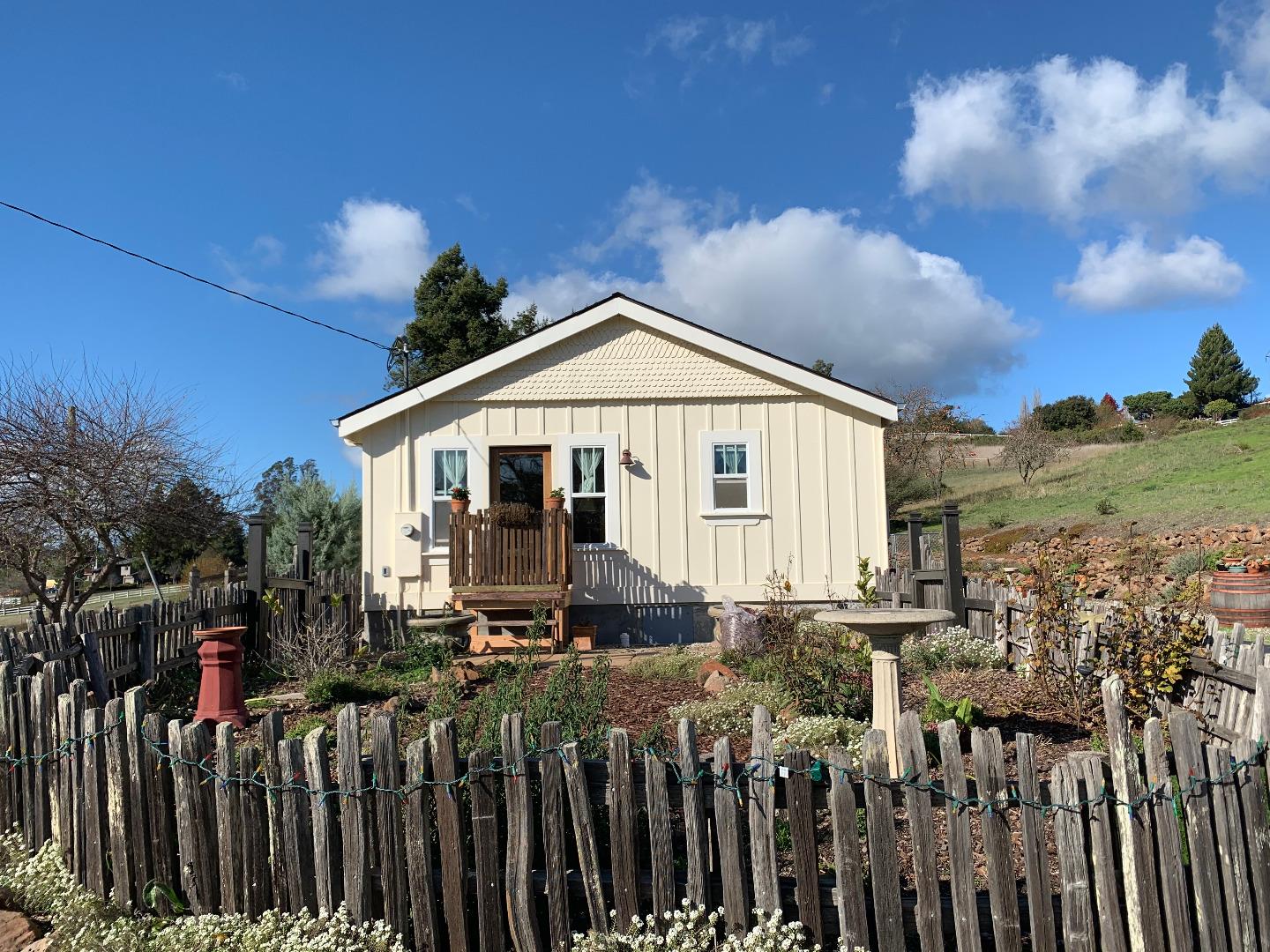 388 Larkin Valley Road Watsonville, CA 95076 - Photo 10 of 22 Gallery Image 10