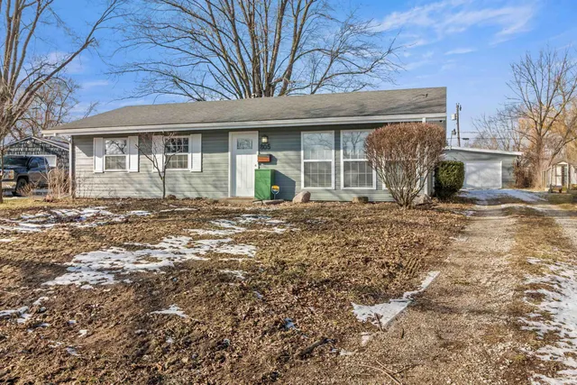 $195,000 | 805 North Knight Circle, Marion, IN 46952