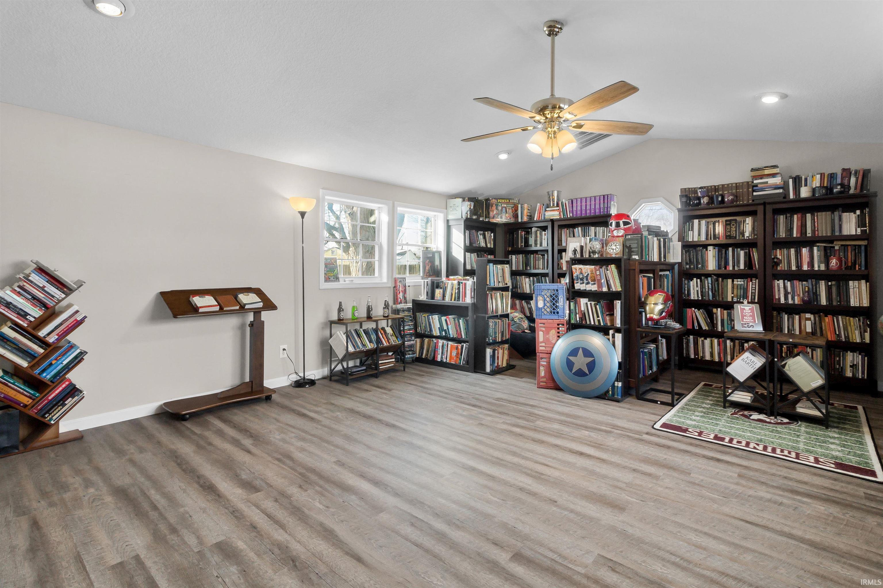 805 North Knight Circle Marion, IN 46952 - Photo 11 of 26