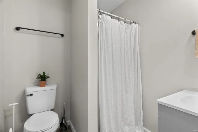 $195,000 | 805 North Knight Circle, Marion, IN 46952