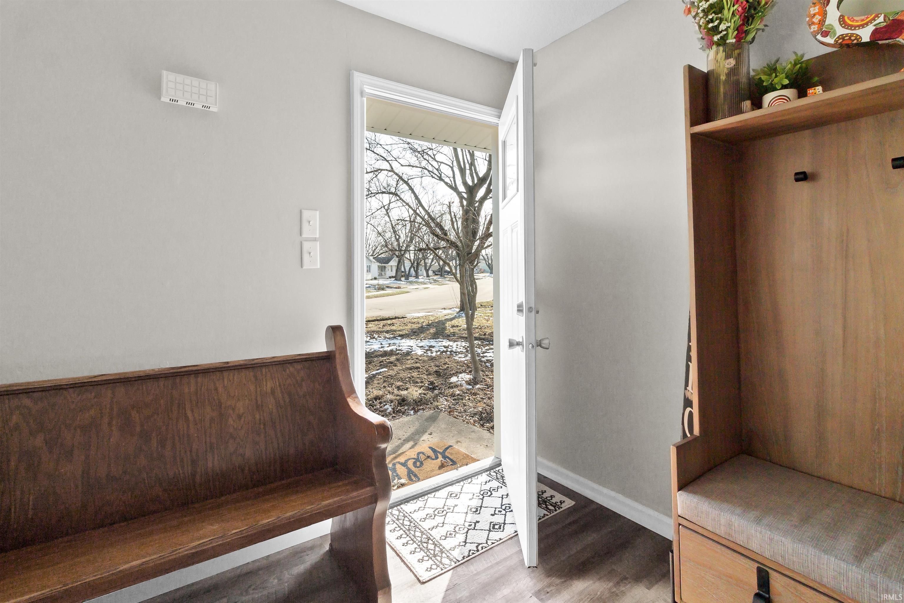 805 North Knight Circle Marion, IN 46952 - Photo 7 of 26