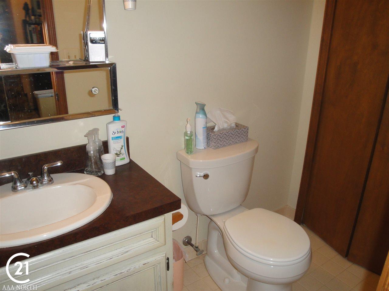 4637 Bishop Road Dryden, MI 48428 - Photo 12 of 19 31368840-11.JPG