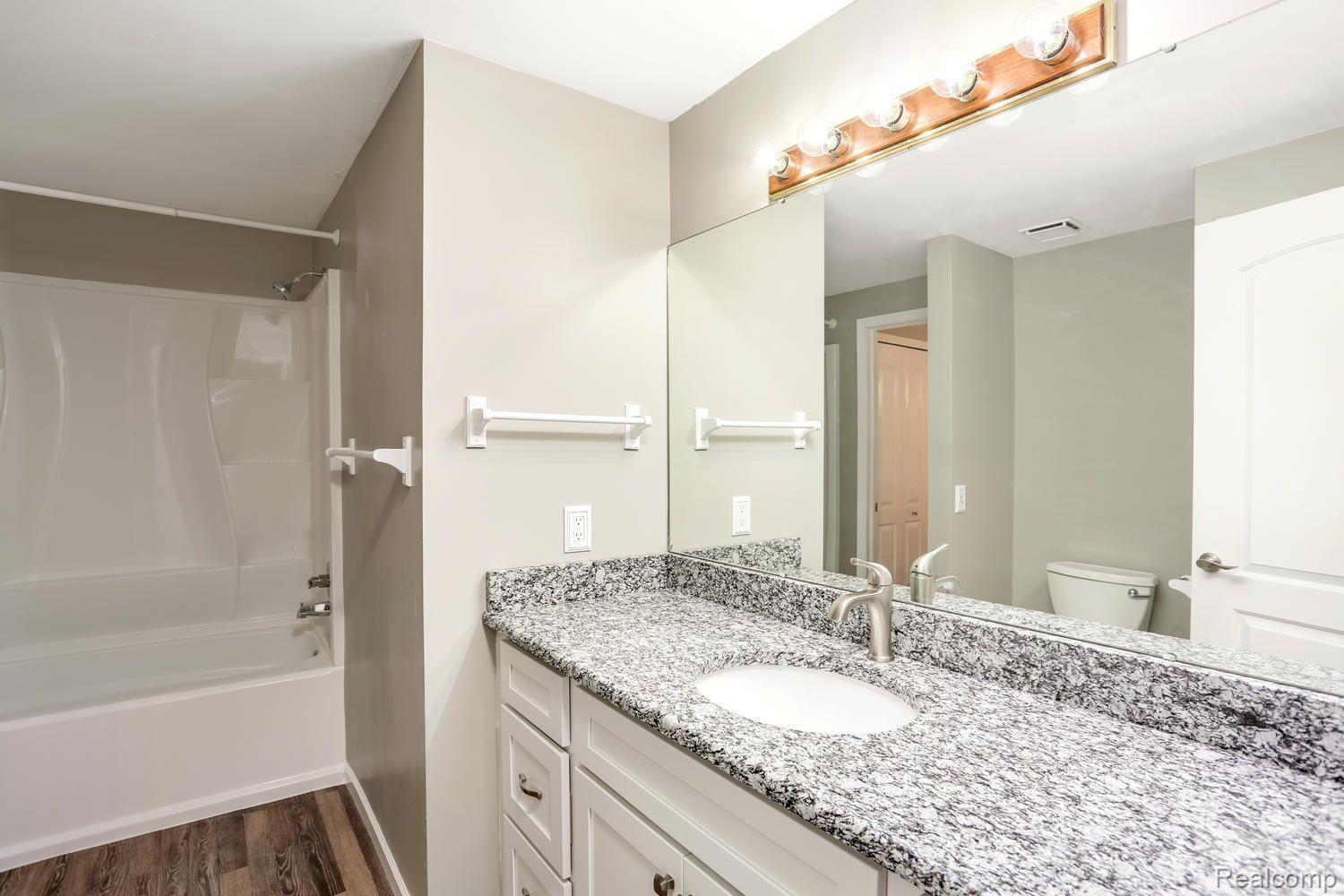189 Fraser Street Rochester, MI 48307 - Photo 19 of 22 Gallery Image 19