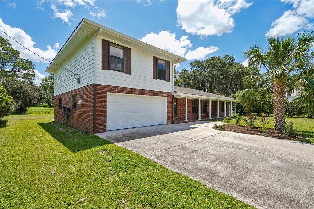 6827 Southwest 35th Way Gainesville, FL 32608 - Photo 4 of 51