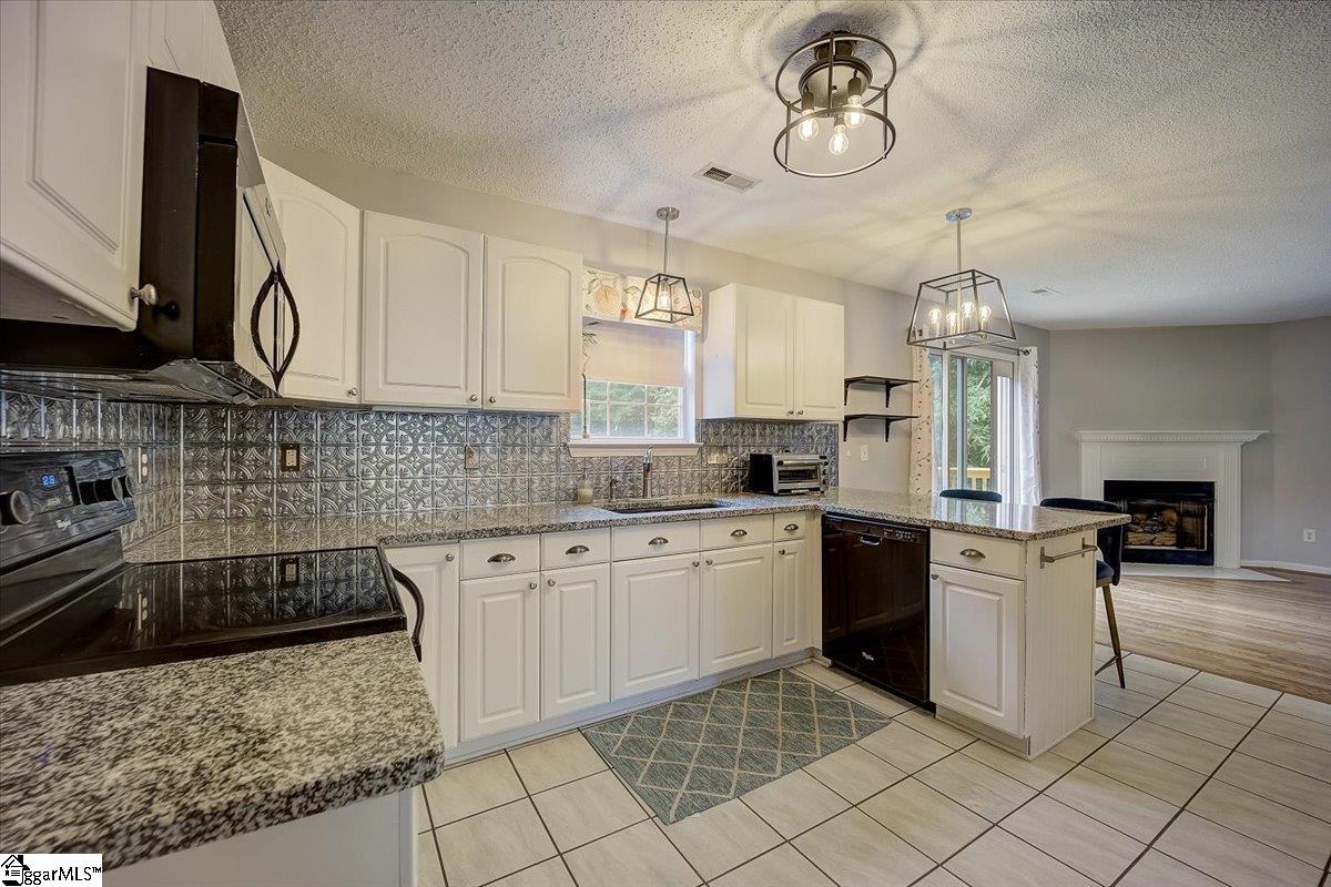 1222 Old Mill Road Easley, SC 29642 - Photo 8 of 36
