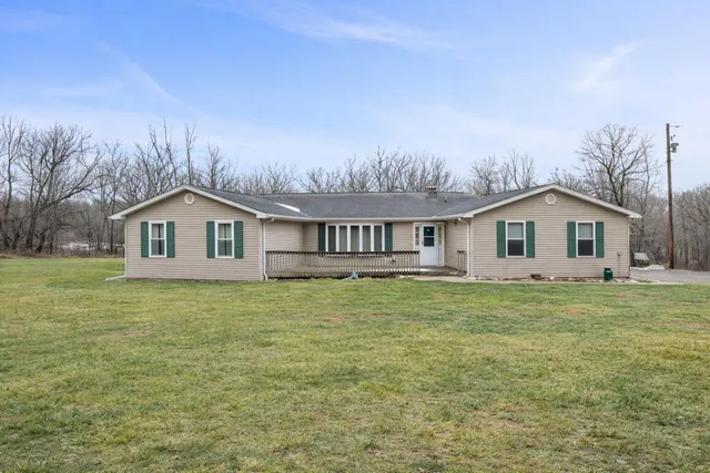 $400,000 | 11205 Scipio Highway, Vermontville, MI 49096