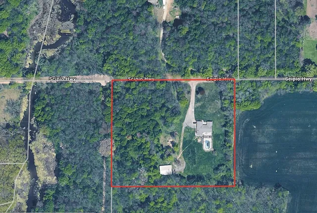 $400,000 | 11205 Scipio Highway, Vermontville, MI 49096