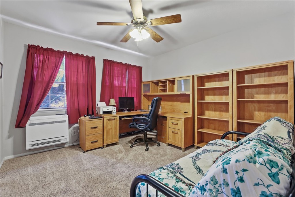 10525 Verdugo Road Fallbrook, CA 92028 - Photo 16 of 48 Large bedrooms