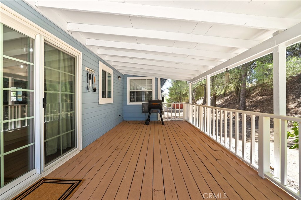 10525 Verdugo Road Fallbrook, CA 92028 - Photo 22 of 48 Back porch for a morning beverage