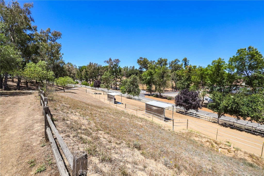 10525 Verdugo Road Fallbrook, CA 92028 - Photo 37 of 48