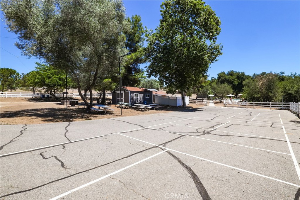 10525 Verdugo Road Fallbrook, CA 92028 - Photo 43 of 48 Community center parking