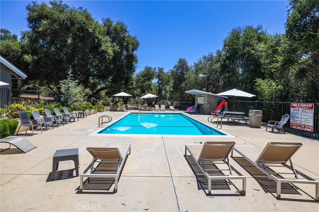 10525 Verdugo Road Fallbrook, CA 92028 - Photo 46 of 48 Lovely community pool