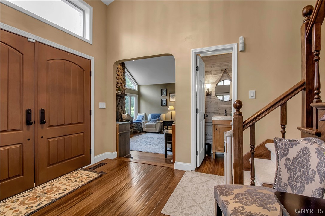 5555 Kraus Road Clarence, NY 14031 - Photo 6 of 50 Foyer