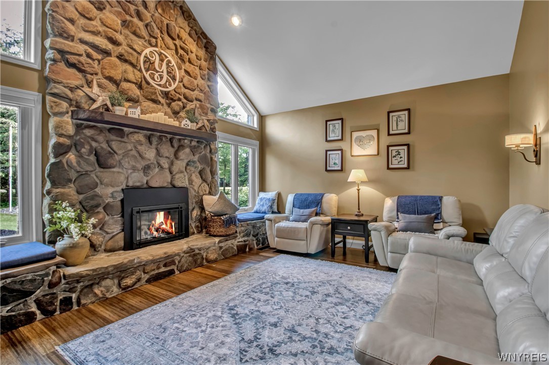 5555 Kraus Road Clarence, NY 14031 - Photo 7 of 50 Family Room