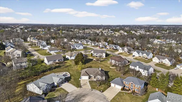 $649,999 | 1407 Tucks Inn Court, Lake St. Louis, MO 63367