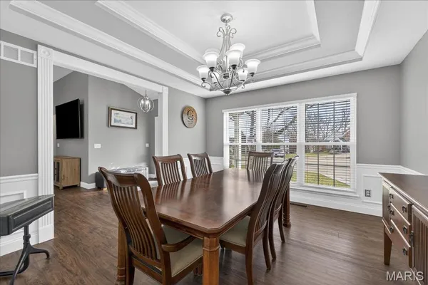 $649,999 | 1407 Tucks Inn Court, Lake St. Louis, MO 63367