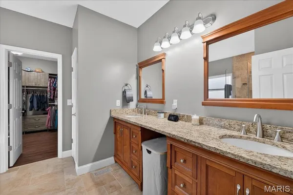 $649,999 | 1407 Tucks Inn Court, Lake St. Louis, MO 63367