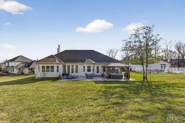 $649,999 | 1407 Tucks Inn Court, Lake St. Louis, MO 63367