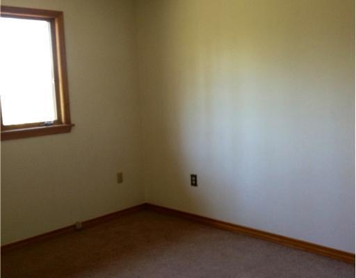 2006 Snow Ridge Circle Zanesfield, OH 43360 - Photo 9 of 12