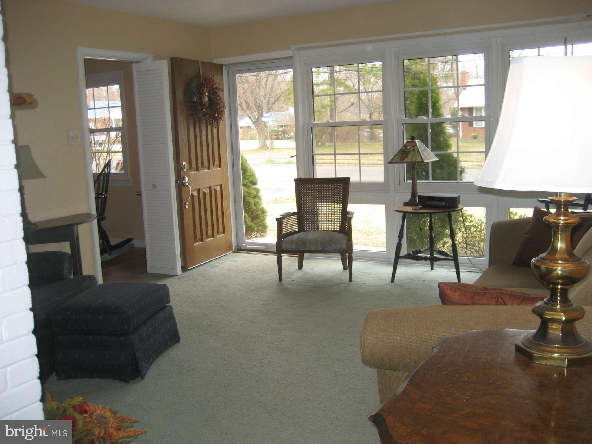 7403 Chatham Street Springfield, VA 22151 - Photo 2 of 13 Living Room