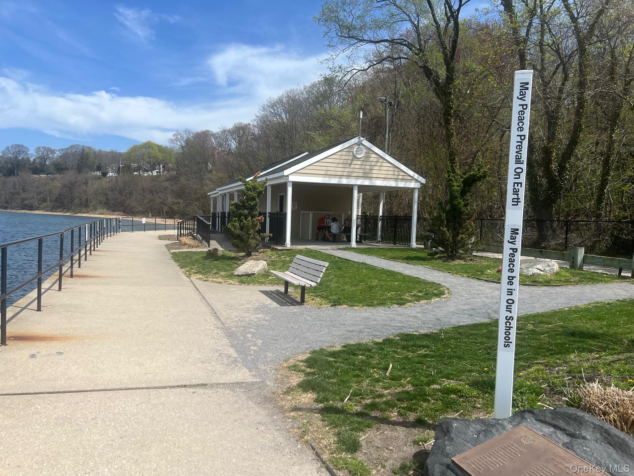 7 Harbor View Road Stony Brook, NY 11790 - Photo 12 of 18
