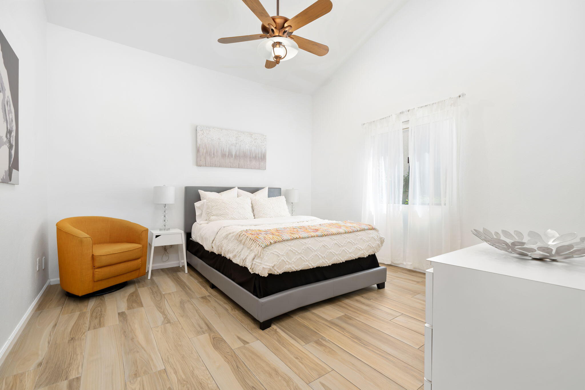 40960 La Costa Circle West Palm Desert, CA 92211 - Photo 7 of 45 a bedroom with a bed and window