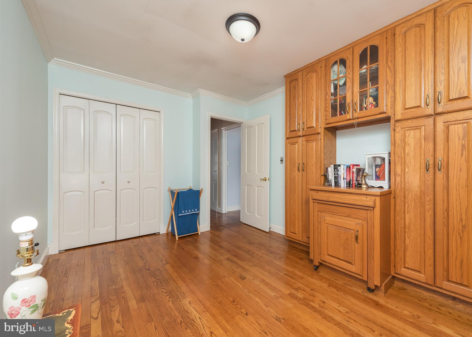 211 Patuxent Road Laurel, MD 20707 - Photo 21 of 46 Bedroom 2 view 2 of built -ins