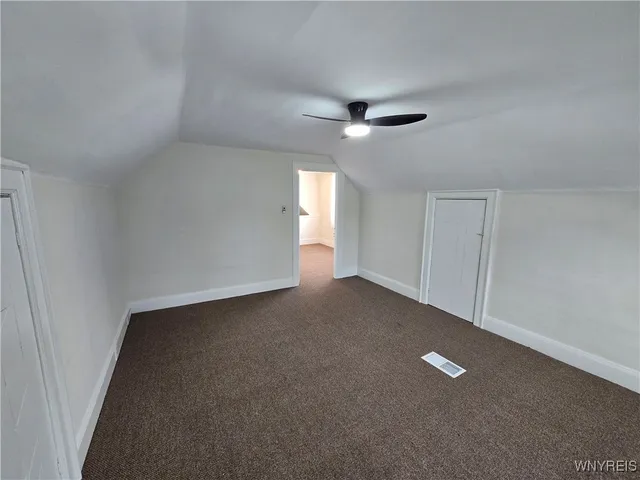 $1,800 | 33 Trowbridge Street, Buffalo, NY 14220