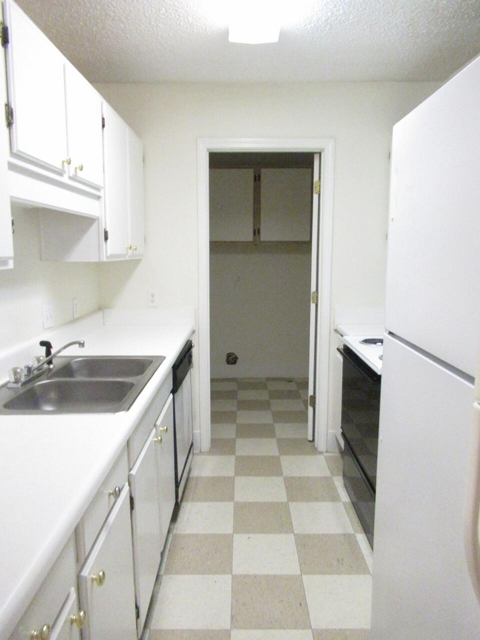 970 Jessamine Trail Sumter, SC 29150 - Photo 4 of 11 IMG_5277 (960x1280)