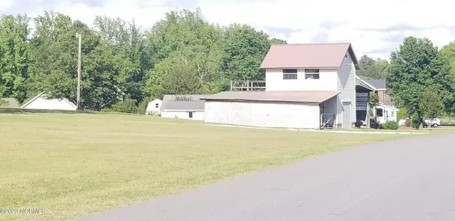 $60,000 | Lot 1-2 White Oak Drive, Williamston, NC 27892