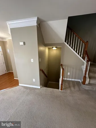 $3,000 | 25861 Kirkwood Square, Chantilly, VA 20152