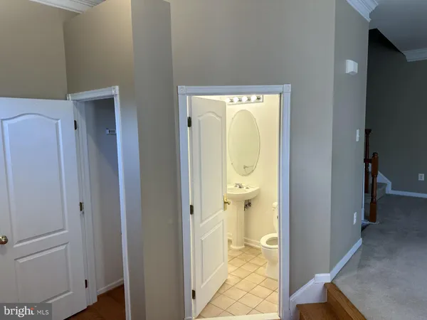 $3,000 | 25861 Kirkwood Square, Chantilly, VA 20152