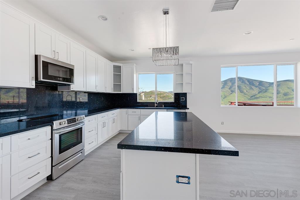 9868 Apple Street Spring Valley, CA 91977 - Photo 3 of 19 Gallery Image 3