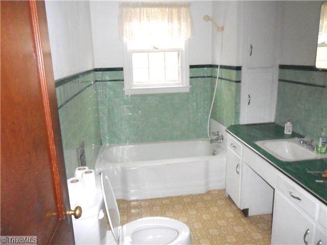 648 Blue Ridge Avenue Elkin, NC 28621 - Photo 6 of 7 Other Bath.