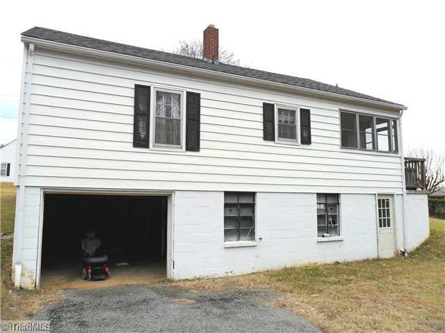 648 Blue Ridge Avenue Elkin, NC 28621 - Photo 7 of 7 View.
