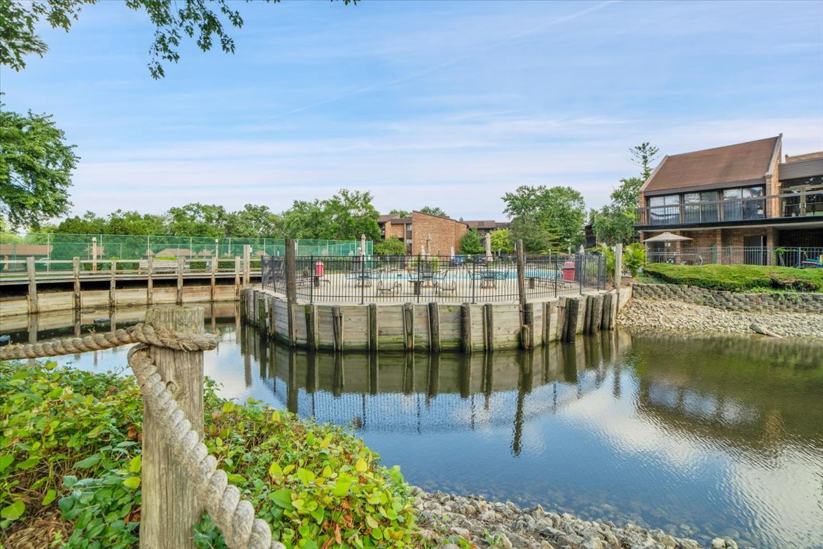 14511 Central Court, Unit M2 Oak Forest, IL 60452 - Photo 35 of 38 a view of a lake