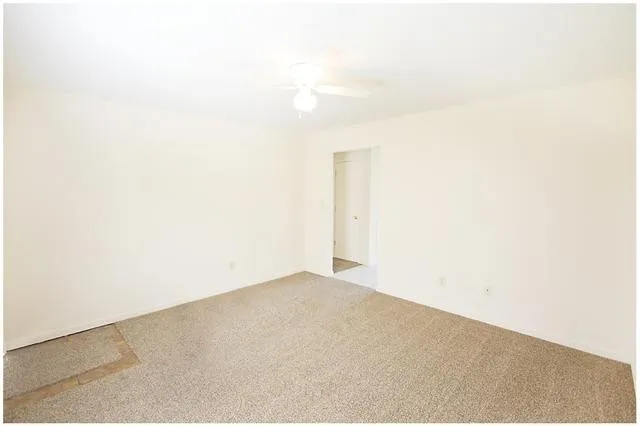 $950 | 13 Cable Road, Oak Grove, KY 42262