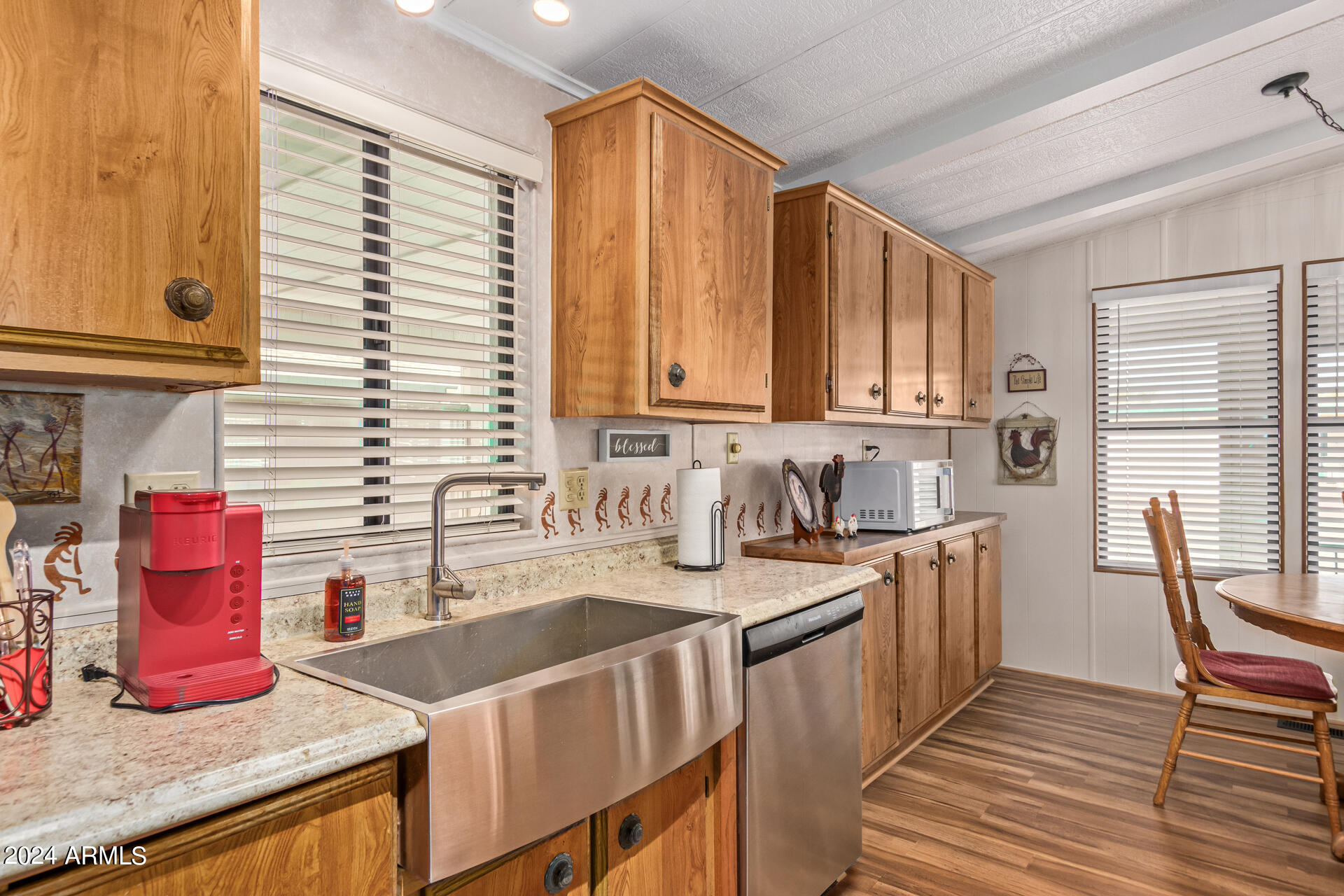 3500 South Tomahawk Road, Unit 195 Apache Junction, AZ 85119 - Photo 2 of 40 Farmhouse Sink