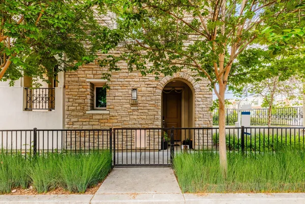 $998,999 | 5590 Dublin Boulevard, Dublin, CA 94568