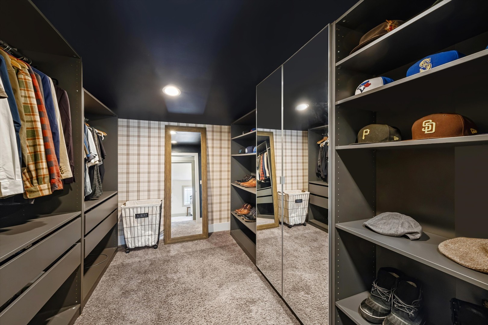 212 Gage Road Riverside, IL 60546 - Photo 20 of 34 Gallery Image 20